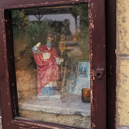 Laetitia לינה וארוחת בוקר