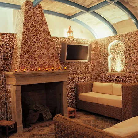 Laetitia Bed & Breakfast 4*