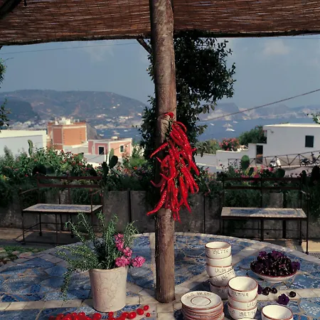 Bed and breakfast Laetitia 4*